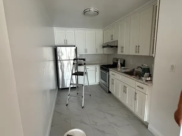(undisclosed Address), Flushing, NY 11354
