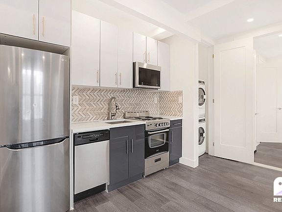 4th image of 603 Academy St APT 3C