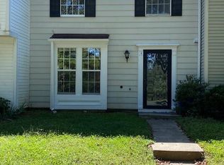 4 Teaneck Ct, Gaithersburg, MD 20878