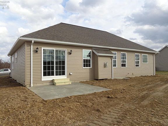 2nd image of 3027 Bayfield Dr