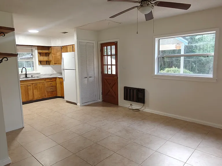 43648 S Island Dr #1 — Photo 13