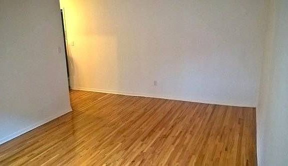 3rd image of 6981 108th St APT 4I