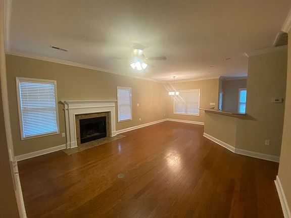 5th image of 105 Riparian Ct
