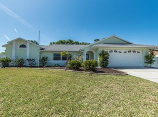240 Olivick Cir NE, Palm Bay, FL 32907