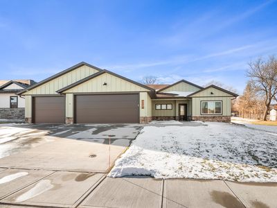 1001 S Nicholas Ave, Brandon, SD, 57005