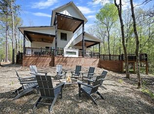 208 Gentry Oak Ln, Broken Bow, OK 74728