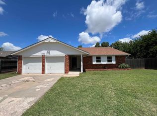 8905 Kenny Cir, Oklahoma City, OK 73132