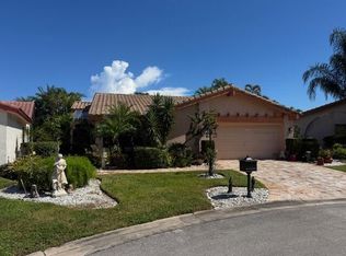 5723 Lakeview Mews Cir, Boynton Beach, FL 33437