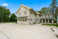 photo property thumbnail