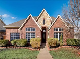 1305 Hunters Gln, Royse City, TX 75189