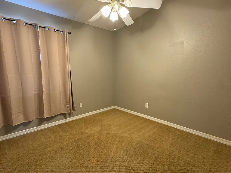 724 S Beck Ave #724 — Photo 9