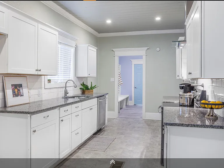 1502 Kirby Ave — Photo 17