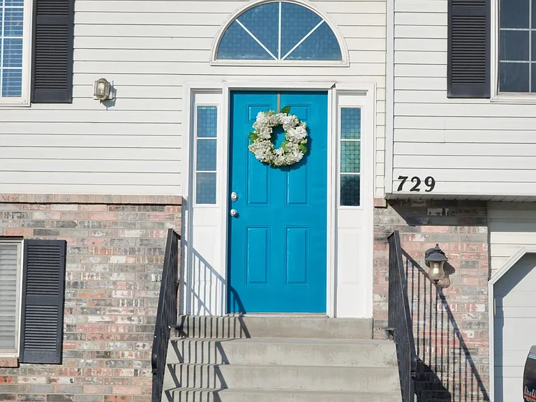 729 S 1420 W — Photo 1