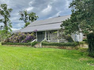 11101 Preacher Powell Rd, Carriere, MS 39426