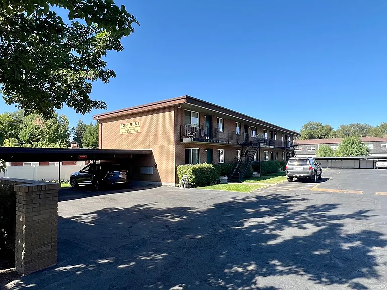 3460-3470 S 300 E — Photo 2