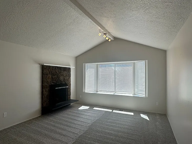 1704-1714 SW 58th Ave — Photo 25