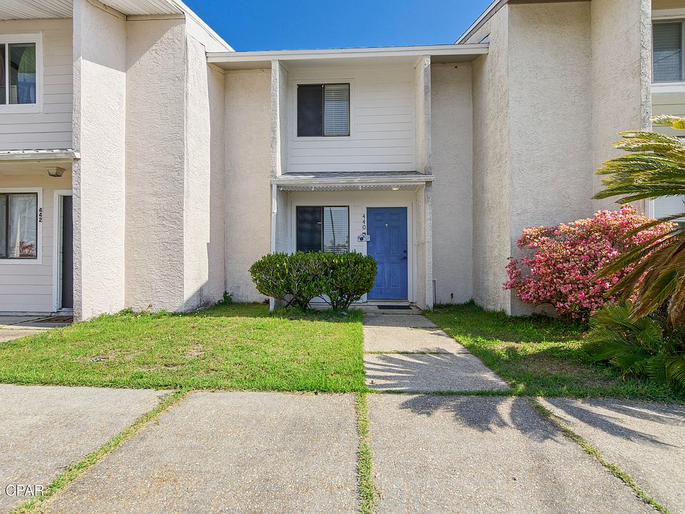 1st image of 440 Venetian Way