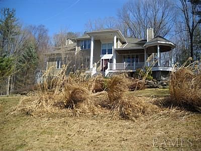2nd image of 16 James Dr