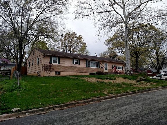 3rd image of 8326 Pico St