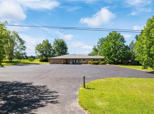 2950 Greenville Rd, Cortland, OH 44410