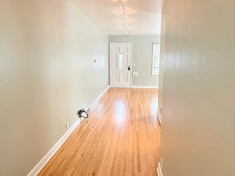 4608 Wakeley St — Photo 7