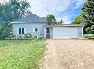 715 Burlington St, Lake Norden, SD 57248