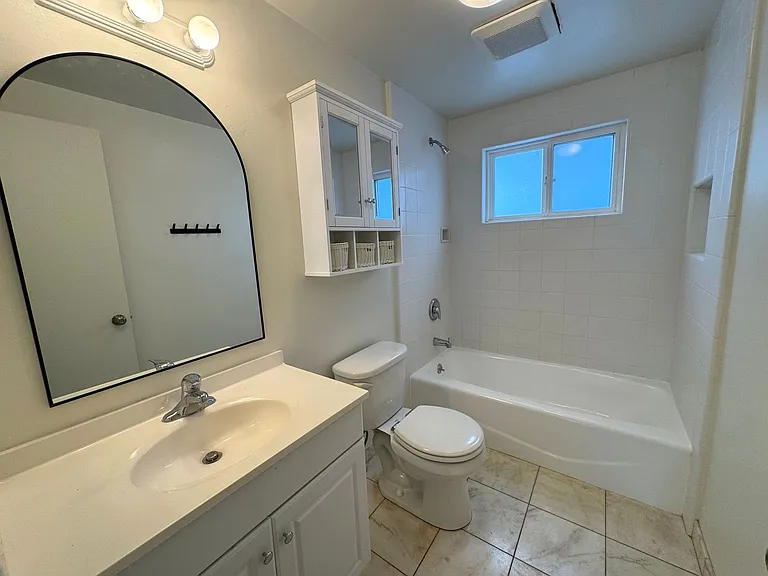 2204 Pierpont Blvd — Photo 17