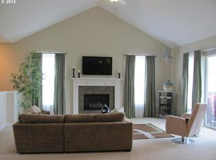 16563 Oak Tree Ter, Oregon City, OR 97045