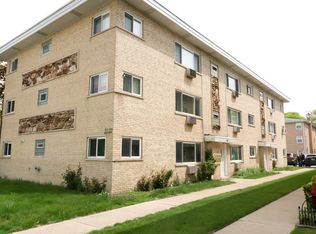 5241 N East River Rd Unit 1B, Chicago, IL 60656