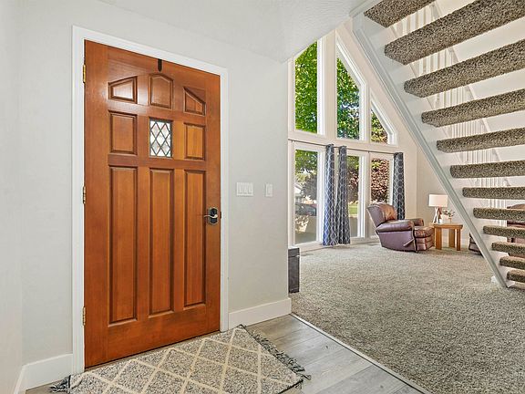 3rd image of 2321 Idaho Ave
