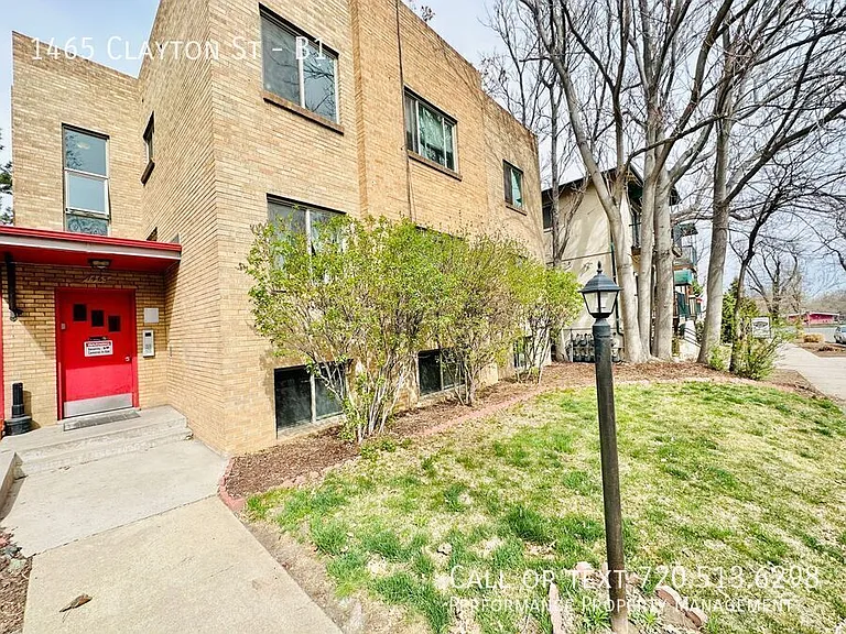 1465 Clayton St #B1 — Photo 1