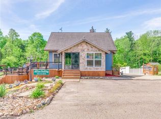 3132 Wadsworth Rd, Barberton, OH 44203