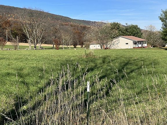 3rd image of LOT 29 Hilltop Cir