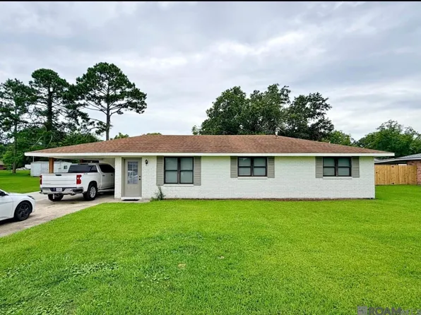 717 Venzule Dr, Brusly, LA 70719