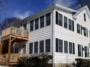 89 Varnum Ave, Lowell, MA 01854