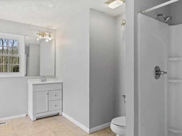 5584 Wingate Creek Rd, Oxford, NC 27565