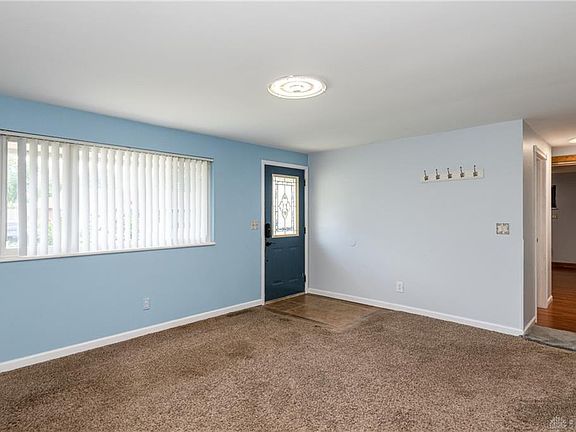 5th image of 5625 Moorefield Dr
