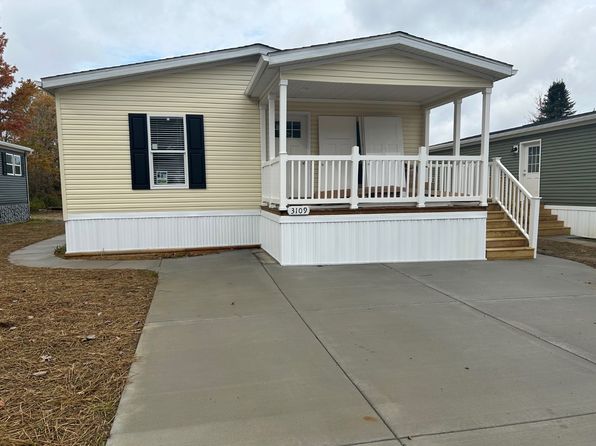 763 County Line Rd #33, Crestline, OH 44827