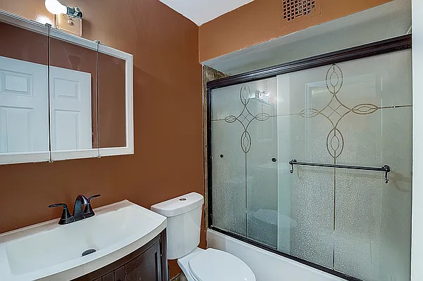 Sold by Keller Williams Realty Landmark II | media 7