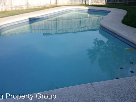 3rd image of 626 Beechwood Dr