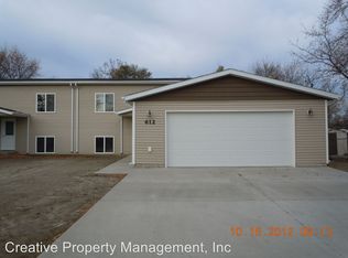 612 19th St SE, Minot, ND 58701