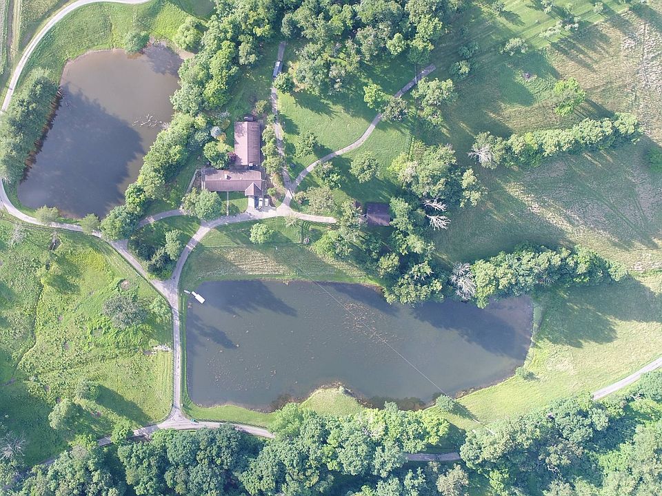 1st image of 54 Double Pond Dr