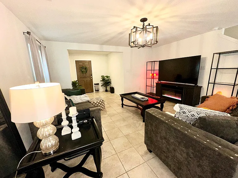 25323 Queens Causeway Ln — Photo 9