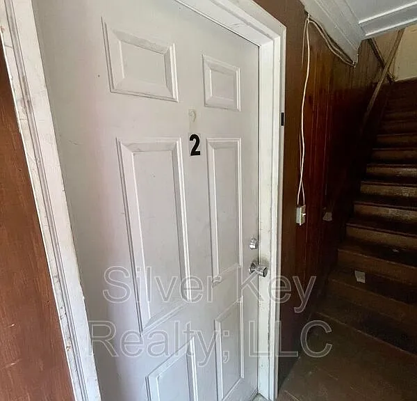 107 Forrest Ave #2 — Photo 2