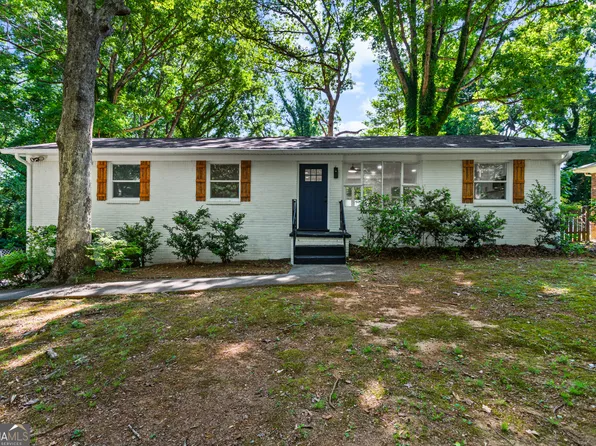 471 Mount Vista Rd, Stone Mountain, GA 30087