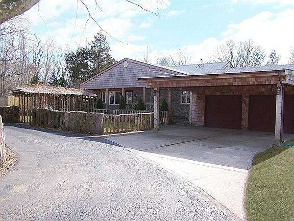 3rd image of 20 Cedar Ave