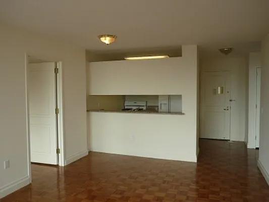 Rented by Classic Marketing- 530 Park1 | media 37