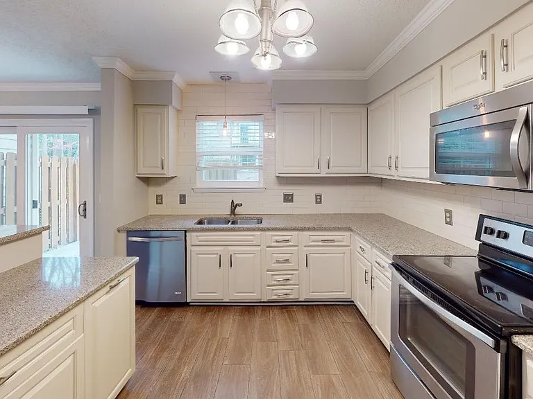 3280 Heathstead Pl — Photo 14