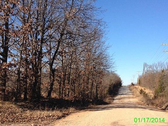 2nd image of 31751 Nodaway Dr