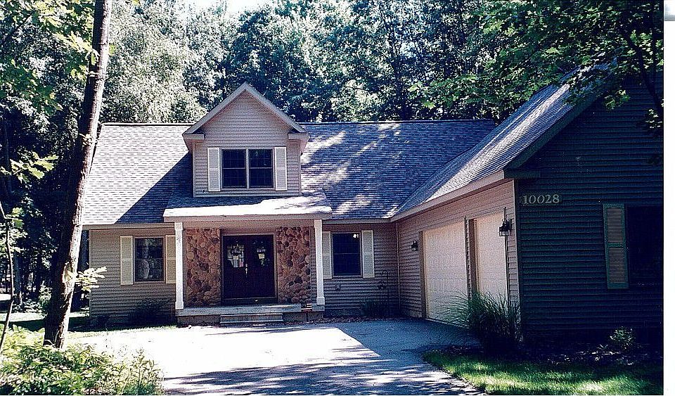 1st image of 10028 Club House Dr W